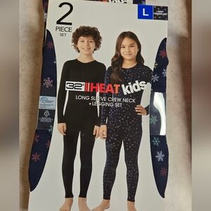NEW 32 Degrees Kids Heat Set - Navy Snowflake Print LARGE